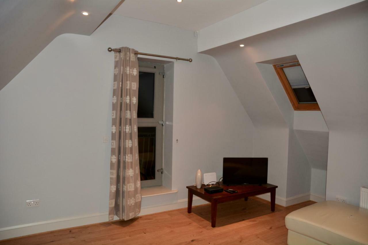 Apartment 3, Oakleigh House, Donnybrook Hill, Douglas คอร์ก ภายนอก รูปภาพ